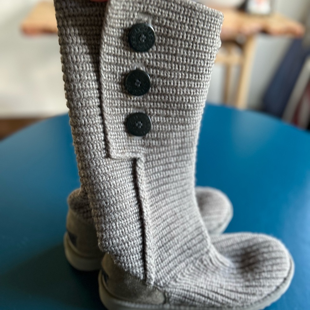 UGG Gray Knit Winter Boots